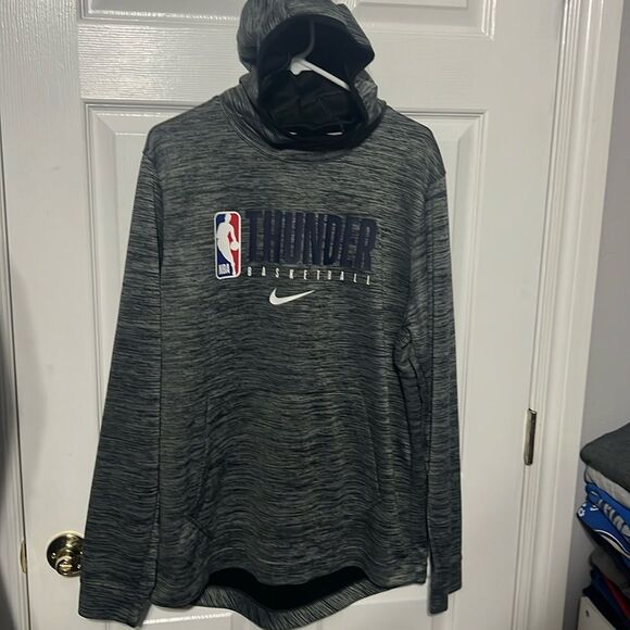 🔥🏀 OKLAHOMA CITY THUNDER NBA NIKE Dri-Fit Polyester Hoodie Sweatshirt Lg -NWOT - Picture 1 of 9